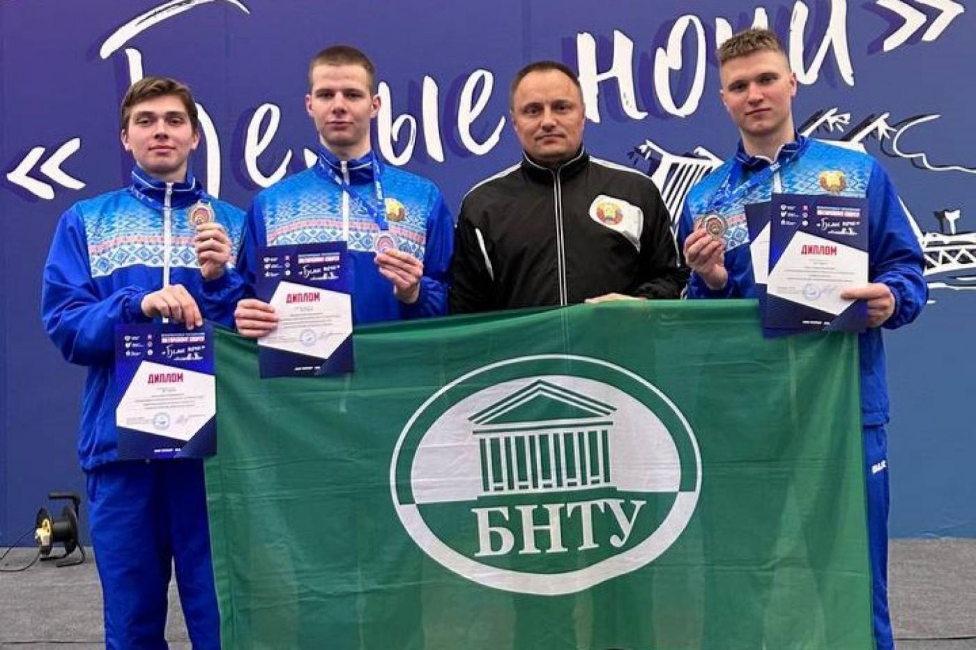Гиревики БНТУ завоевали медали на турнире «Белые ночи»